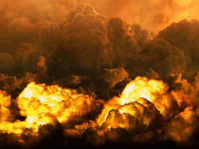 Минобороны РФ сообщило об уничтожении хранилищ топлива на Кременчугском НПЗ