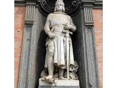 Фридрих, за свое увлечение науками и экстравагантные выходки получивший от современников прозвище «Stupor mundi», т.е. «Чудо мира», был совсем не заинтересован в организации эффективного сопротивления завоевателям.