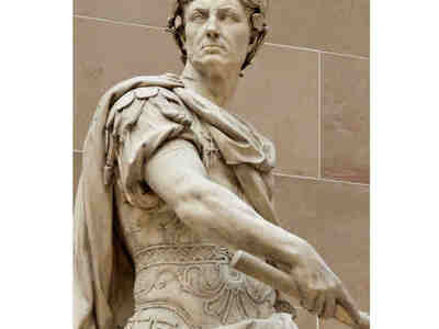 Цезарь вышел победителем и в 44 г. до н.э. объявил себя бессменным диктатором Рима. Титул диктатора обычно принадлежал одному человеку в течение примерно шести месяцев.