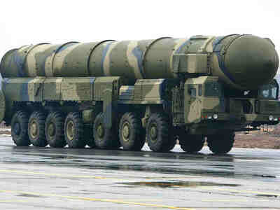 Межконтинентальная баллистическая ракета - управляемая баллистическая ракета класса «земля-земля», дальностью не менее 5500 км.