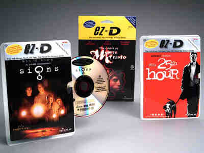 Flexplay была технологией, разработанной в начале 2000-х годов для создания одноразовых DVD-дисков, которые могли проигрываться в течение ограниченного времени после вскрытия упаковки.